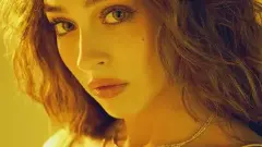 Leyla Dizisinde Büyük Zaman Atlaması! Cemre Baysel'in Yeni İmajını Görenler Tanıyamadı: 