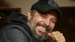 Nejat İşler Dijital Yapıma İmza Atmak Üzere: Bomba Gibi Bir Dizi Geliyor! - Ucon